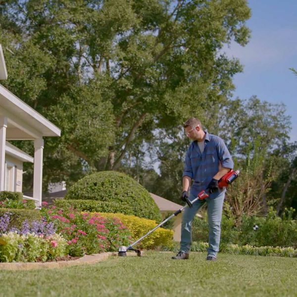 Toro 60V MAX* 14 in. (35.5 cm) / 16 in. (40.6 cm) Brushless String Trimmer with 2.5Ah Battery (51830)