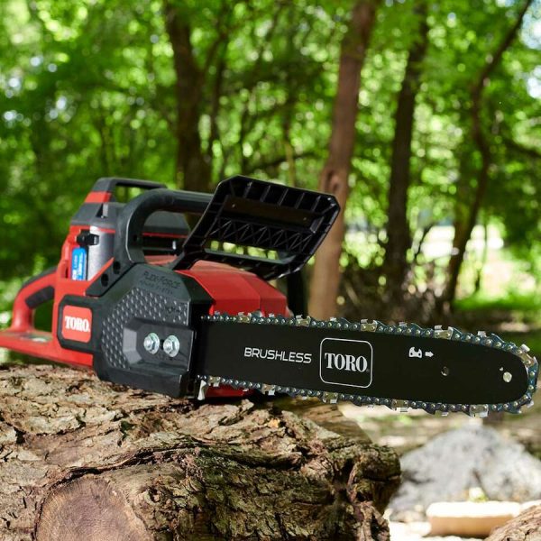 Toro 60V MAX* 16 in. (40.6 cm) Brushless Chainsaw with 2.5Ah battery (51850)