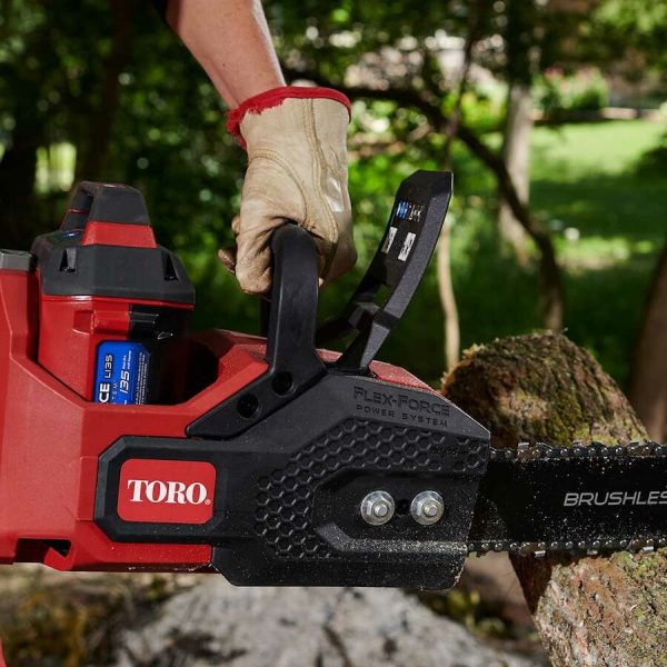 Toro 60V MAX* 16 in. (40.6 cm) Brushless Chainsaw with 2.0Ah battery (51851)