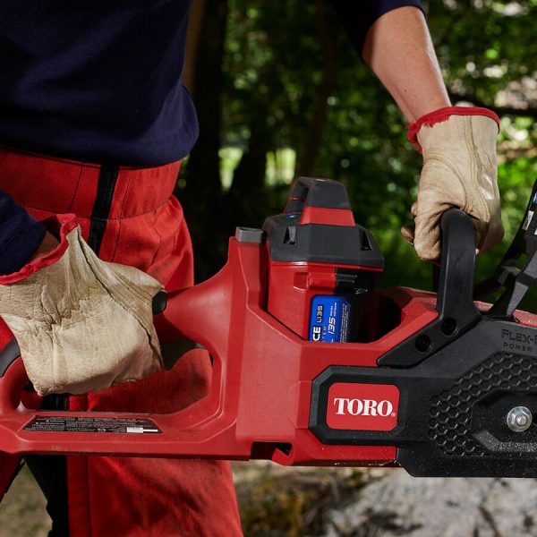 Toro 60V MAX* 16 in. (40.6 cm) Brushless Chainsaw with 2.0Ah battery (51851)