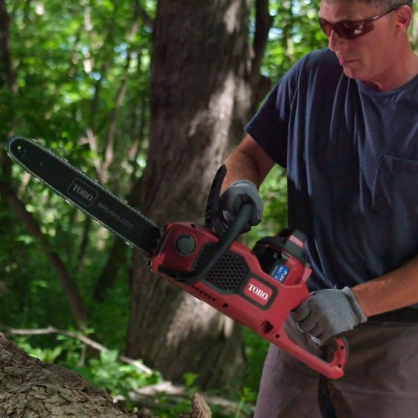 Toro 60V MAX* 16 in. (40.6 cm) Brushless Chainsaw with 2.5Ah battery (51850)