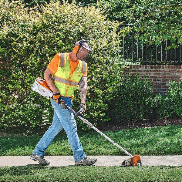 STIHL KMA 135 R