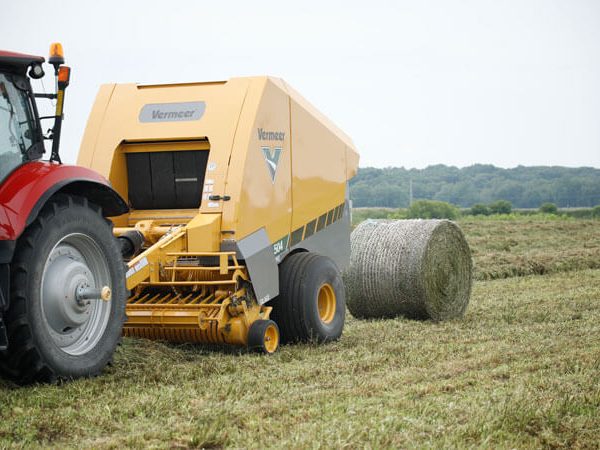 Vermeer 504 Pro G3 Baler