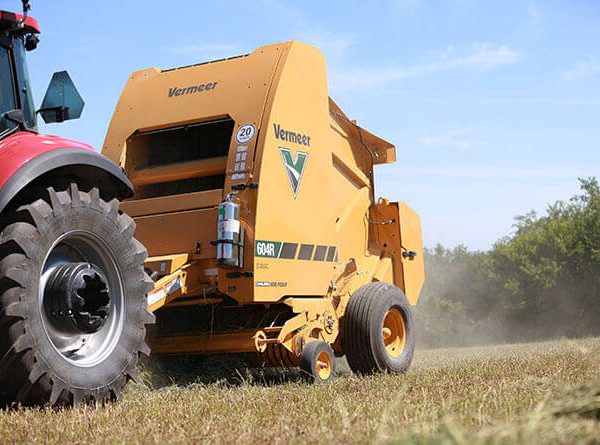 Vermeer 604R Classic Baler