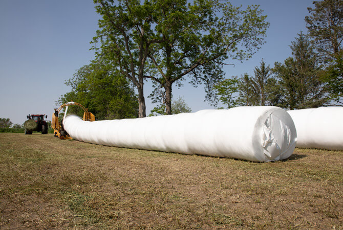 Vermeer BW600 Inline Bale Wrapper Vermeer BW600 Inline Bale Wrapper