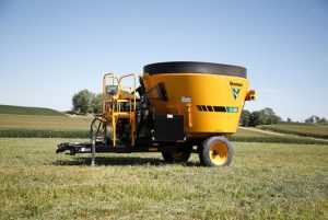 Vermeer VS350 Single-screw Vertical Mixer