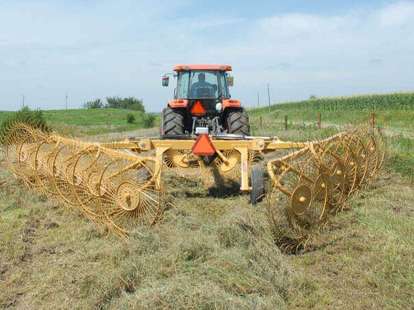 Vermeer VR1224 Carted Wheel Rake