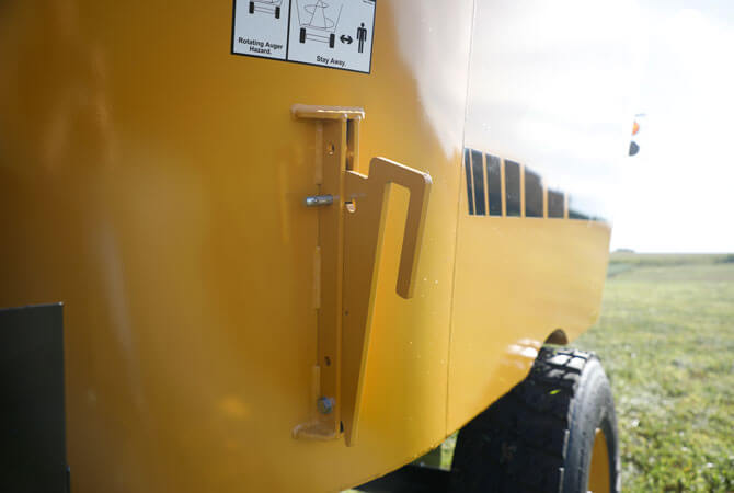 Vermeer VT600 Twin-screw Vertical Mixer