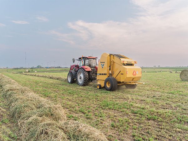 Vermeer 604S Premium Baler