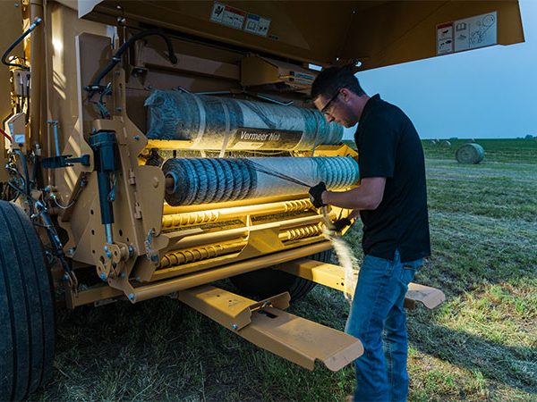 Vermeer 604S Premium Baler