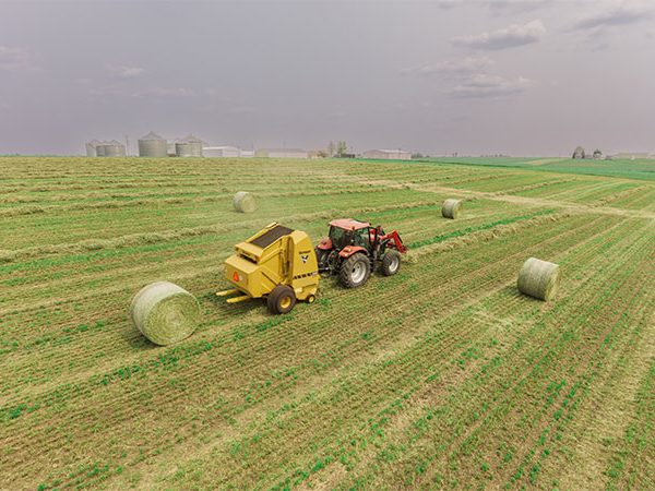 Vermeer 604S Signature Baler