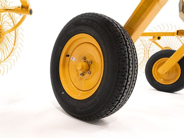Vermeer VRC1022 Carted Wheel Rake