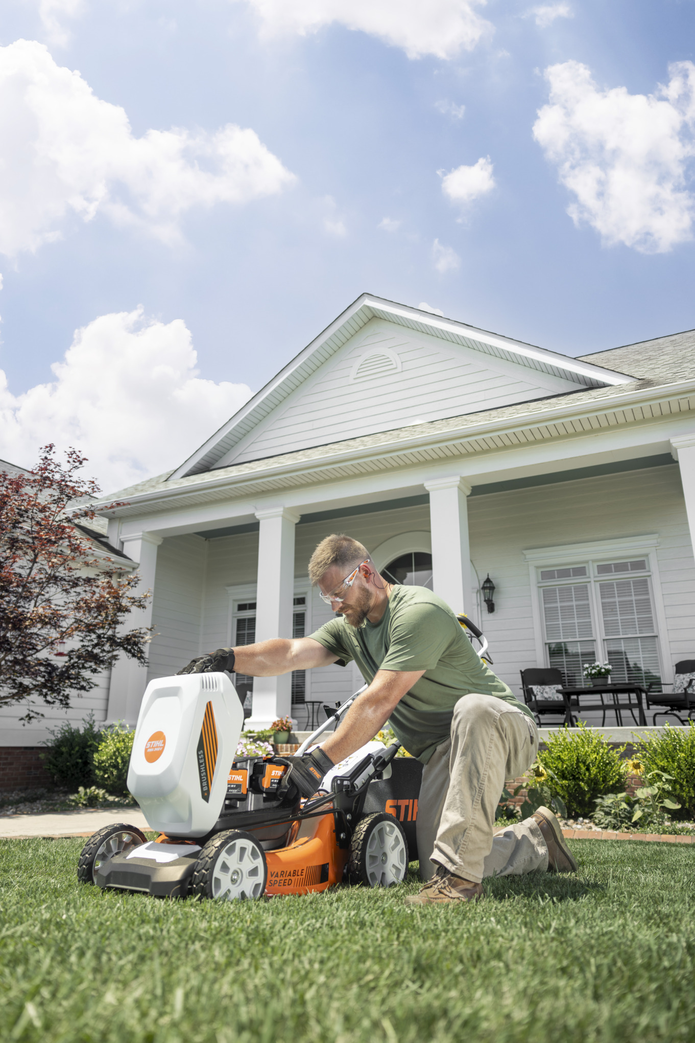 STIHL RMA 348 Battery Powered Lawn Mower